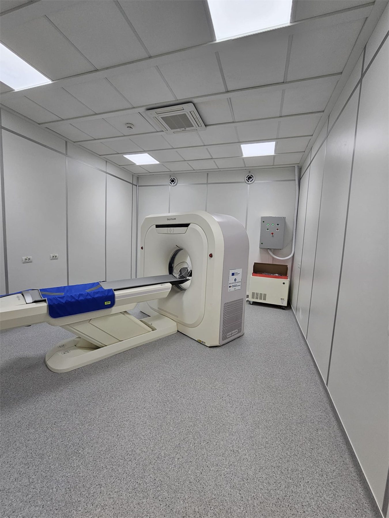 Camera medicala de imagistica finalizata cu echipament instalat